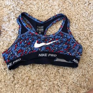 girls nike sports bra